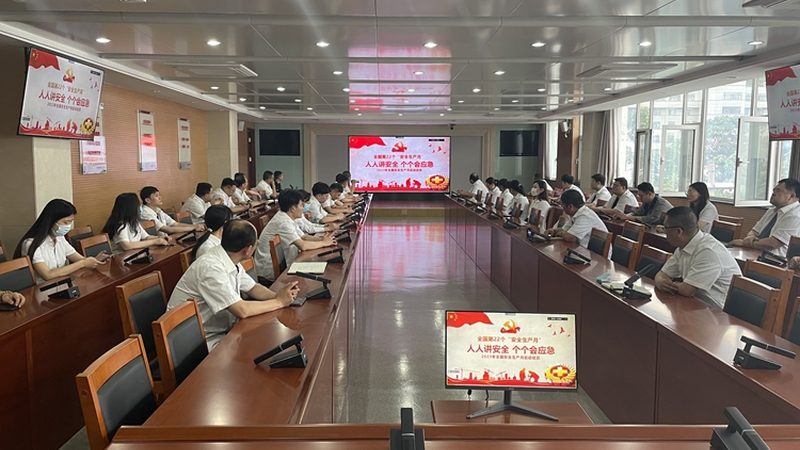 市政建造师培训费用通常由以下几个方面构成：
